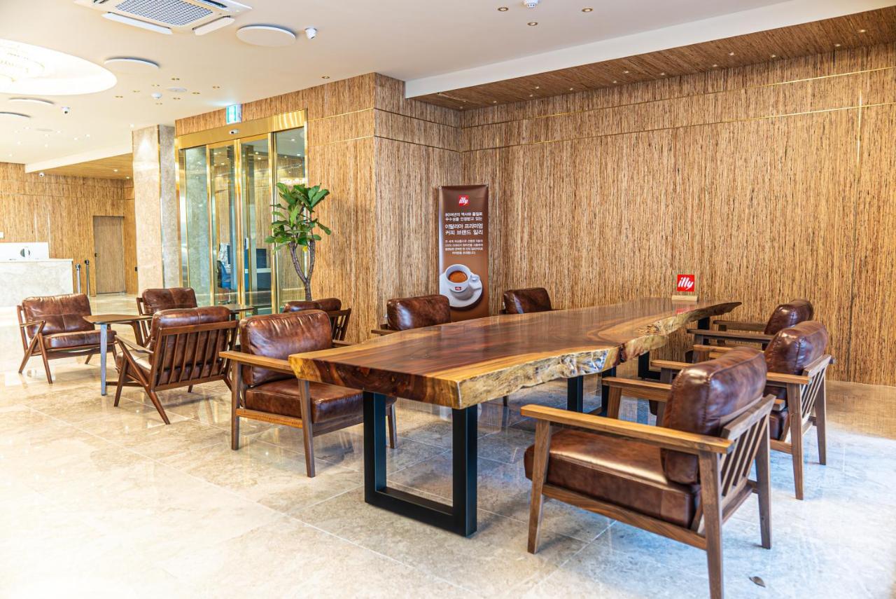Hotel The Grang Szogüpho Kültér fotó